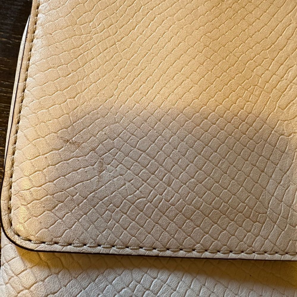 Michael Kors Cream Envelope Bag - Picture 10 of 10
